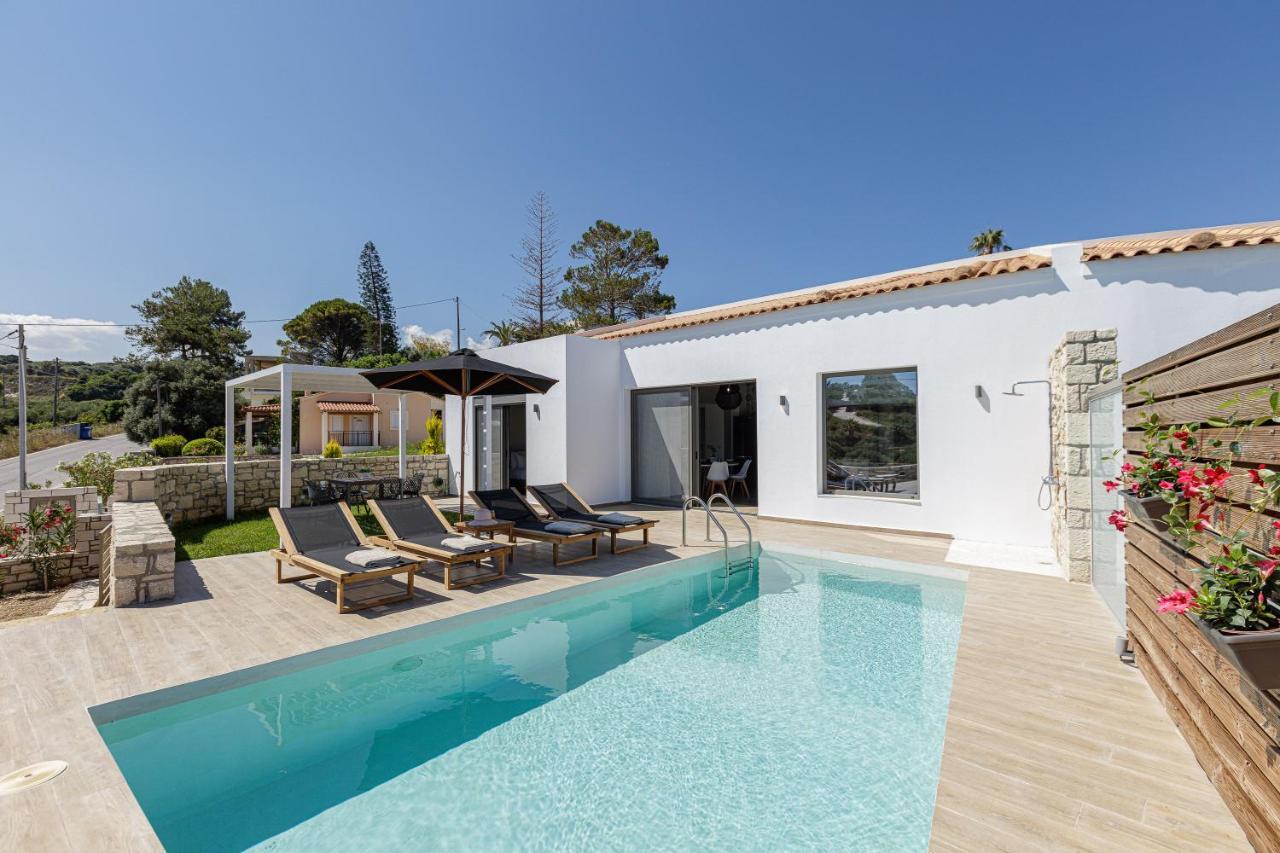 Eveland Accessible Villas Sfáka Екстериор снимка